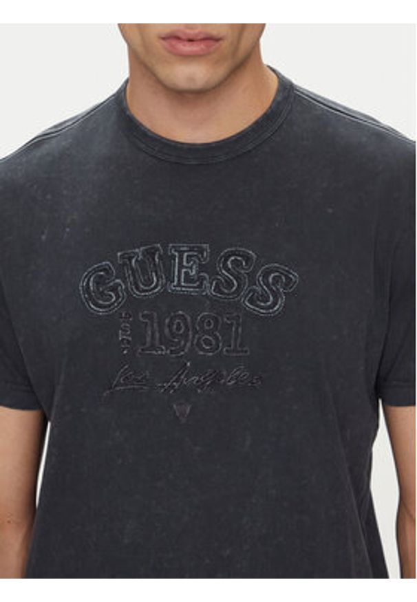 Guess T-Shirt M5GI14 K8FQ4 Granatowy Regular Fit. Kolor: niebieski. Materiał: bawełna