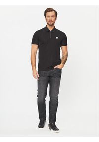 EA7 Emporio Armani Polo 8NPF13 PJRGZ 1200 Czarny Regular Fit. Typ kołnierza: polo. Kolor: czarny. Materiał: wiskoza, syntetyk