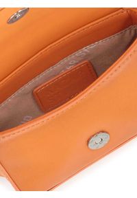 Kazar - Pomarańczowa torebka damska. Kolor: pomarańczowy. Wzór: gładki, aplikacja. Materiał: skórzane. Rozmiar: małe. Styl: casual, klasyczny #3