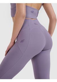 4f - 4F Legginsy treningowe szybkoschnące 4F x Anna Lewandowska - fioletowe L. Stan: podwyższony. Kolor: fioletowy. Materiał: dzianina, włókno, syntetyk, materiał, tkanina, elastan. Wzór: gładki, ze splotem. Sport: fitness