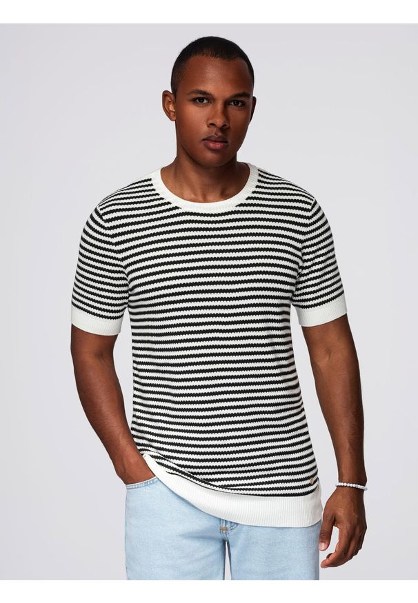 Ombre Clothing - Dzianinowy t-shirt męski w marynarskie paski z ażurowym splotem – czarno-biały V1 - Rozmiar: XL. Okazja: na spacer. Kolor: czarny. Materiał: dzianina. Długość: krótkie. Wzór: ze splotem, ażurowy, paski. Sezon: lato. Styl: elegancki