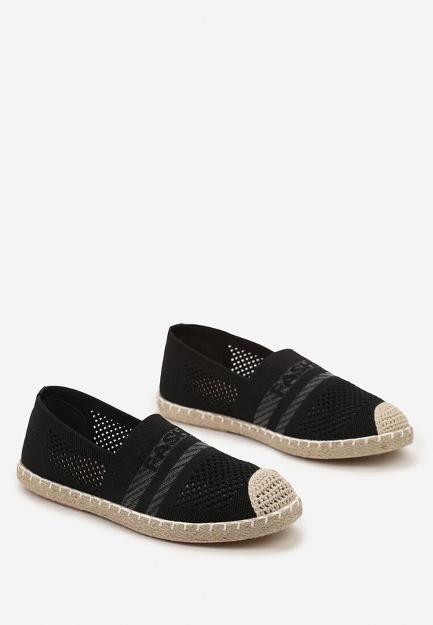 Renee - Czarne Espadryle z Plecioną Cholewką przed Kostkę Mokosa. Okazja: na co dzień. Wysokość cholewki: przed kostkę. Kolor: czarny. Szerokość cholewki: normalna. Wzór: aplikacja. Sezon: lato. Styl: casual, boho, elegancki, klasyczny