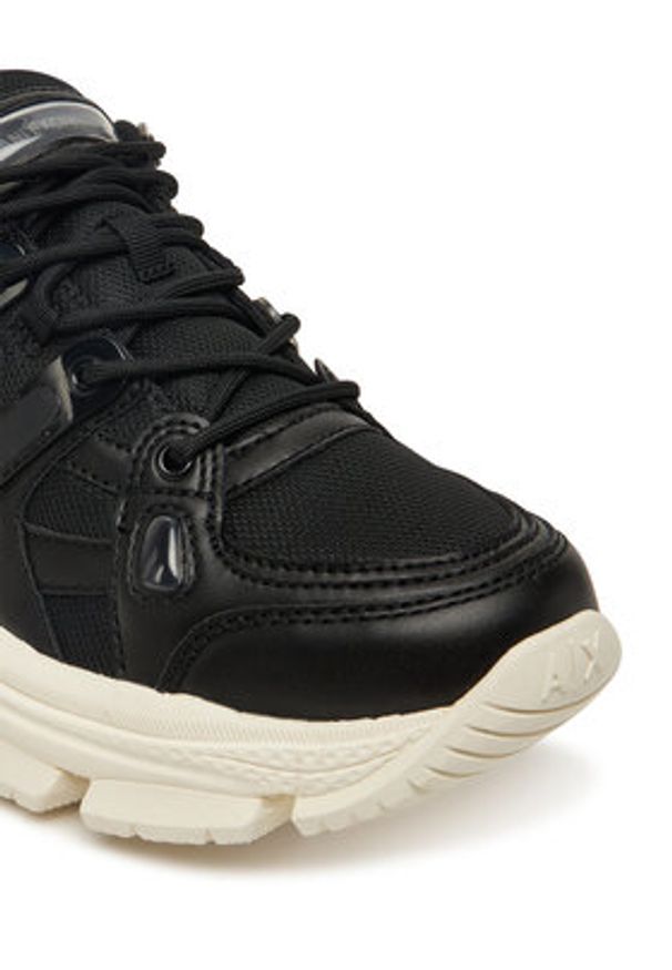 Armani Exchange Sneakersy XM001678 AF19226 UC001 Czarny. Kolor: czarny. Materiał: skóra
