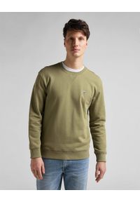 Lee - LEE PLAIN CREW SWS MĘSKA BLUZA BRINDLE GREEN L81ISPUA