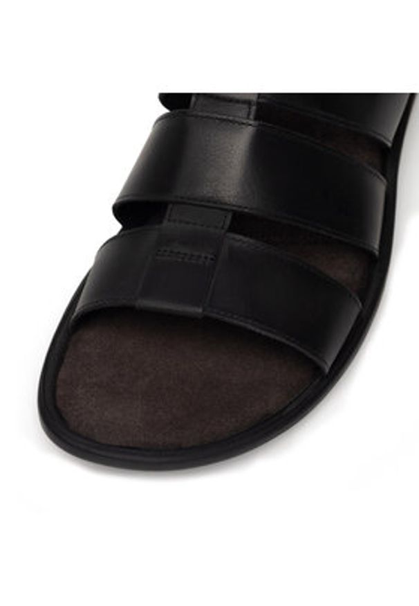 Lasocki Klapki GRAZER-01 MI25 Czarny. Kolor: czarny. Materiał: skóra