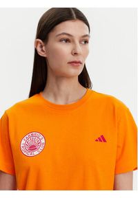 Adidas - adidas T-Shirt FARM Graphic JD6293 Pomarańczowy Regular Fit. Kolor: pomarańczowy. Materiał: bawełna #5