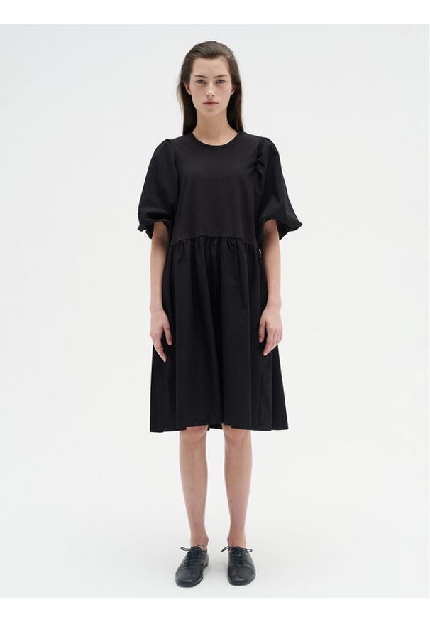 InWear Sukienka codzienna Kisumeiw 30108509 Czarny Loose Fit. Okazja: na co dzień. Kolor: czarny. Materiał: bawełna. Typ sukienki: proste. Styl: casual