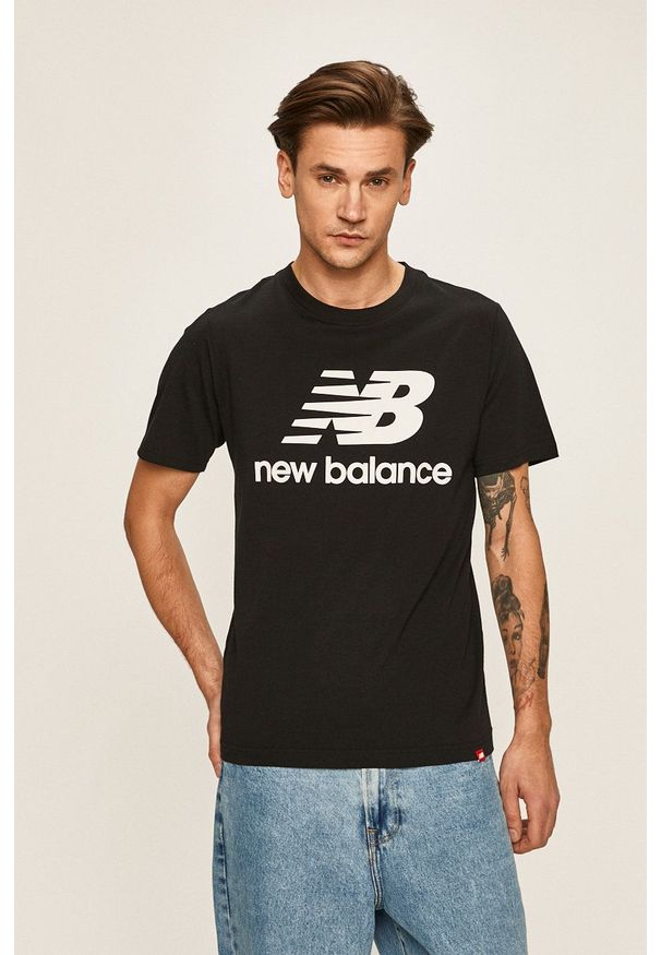 New Balance - T-shirt MT01575BK MT01575BK-BLACK. Okazja: na co dzień. Kolor: czarny. Materiał: dzianina. Wzór: nadruk. Styl: casual