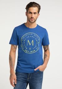 Mustang - T-SHIRT MĘSKI MUSTANG Alex C Print LIMOGES 1009020 5235. Wzór: nadruk