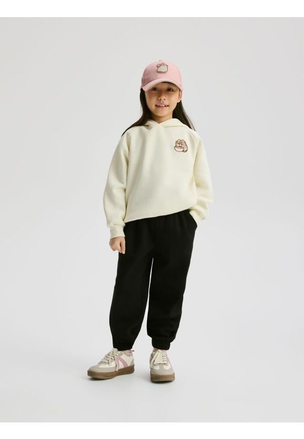 Reserved - Spodnie dresowe - czarny. Kolor: czarny. Materiał: dresówka