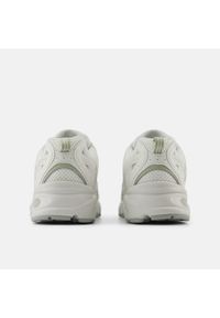 New Balance 530 U530CSC Sneakersy unisex. Okazja: na co dzień. Kolor: kremowy. Materiał: materiał. Szerokość cholewki: normalna. Sezon: lato #4