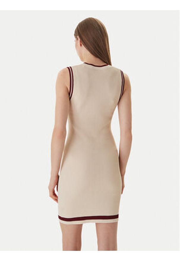 Guess Sukienka dzianinowa V6GK04 Z0648 Beżowy Regular Fit. Kolor: beżowy. Materiał: syntetyk