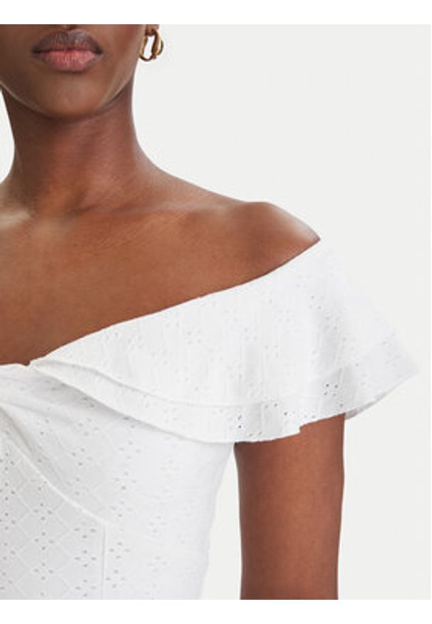 Guess Bluzka W6GP23 K3106 Biały Regular Fit. Kolor: biały. Materiał: syntetyk, bawełna