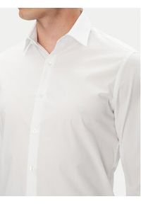 Calvin Klein Koszula Essential LV019EU000 Biały Slim Fit. Kolor: biały. Materiał: bawełna #5