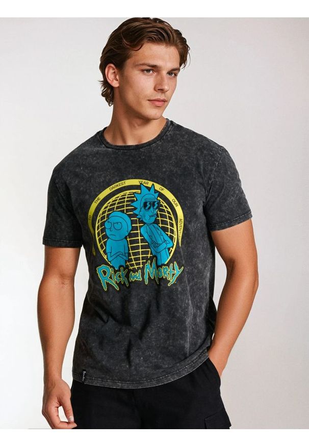 Sinsay - Bawełniana koszulka z efektem sprania Rick and Morty - czarny. Kolor: czarny. Materiał: bawełna