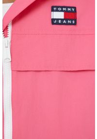 Tommy Jeans kurtka DW0DW12613.9BYY damska kolor różowy przejściowa oversize. Kolor: różowy. Materiał: poliamid #6