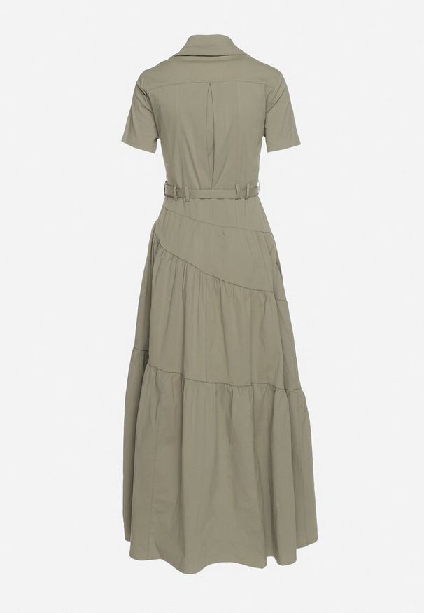 Born2be - Ciemnobeżowa Taliowana Sukienka z Bawełny w Koszulowym Stylu z Imitacją Kieszeni Masefia. Okazja: na co dzień. Kolor: beżowy. Materiał: bawełna. Wzór: aplikacja. Typ sukienki: koszulowe. Styl: elegancki, casual, wizytowy