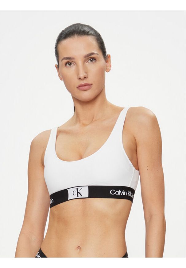 Calvin Klein Swimwear Góra od bikini KW0KW02257 Biały. Kolor: biały. Materiał: syntetyk