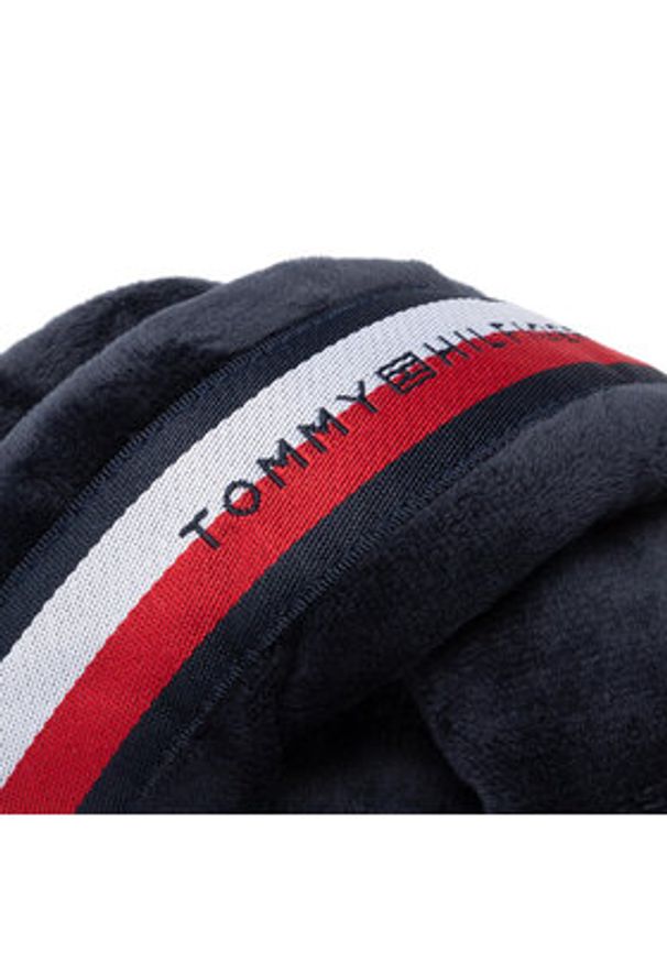 TOMMY HILFIGER - Tommy Hilfiger Kapcie Comfy Home Slippers With Straps FW0FW06587 Granatowy. Kolor: niebieski. Materiał: materiał