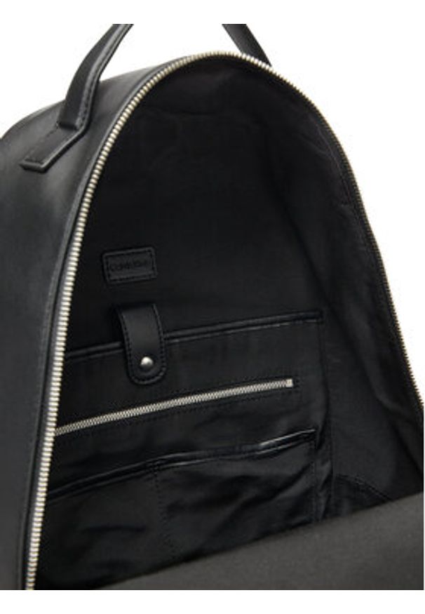 Calvin Klein Jeans Plecak Sculpted Impresssion Slim Backpa LV04K3165G Czarny. Kolor: czarny. Materiał: skóra