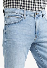 Lee - LEE DAREN ZIP FLY MĘSKIE SPODNIE JEANSOWE JEANSY DŻINSY BLUE SKY LIGHT L707ICC25