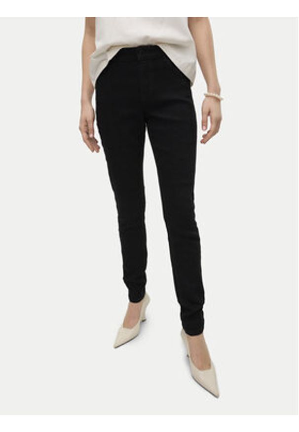 Vero Moda Jeansy Melly 10310691 Czarny Skinny Fit. Kolor: czarny