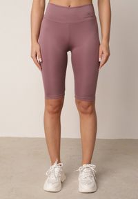 Born2be - Fioletowe Szorty Kolarki z Wysokim Stanem i Modelującym Pasem Toadgrass. Stan: podwyższony. Kolor: fioletowy. Styl: elegancki #3
