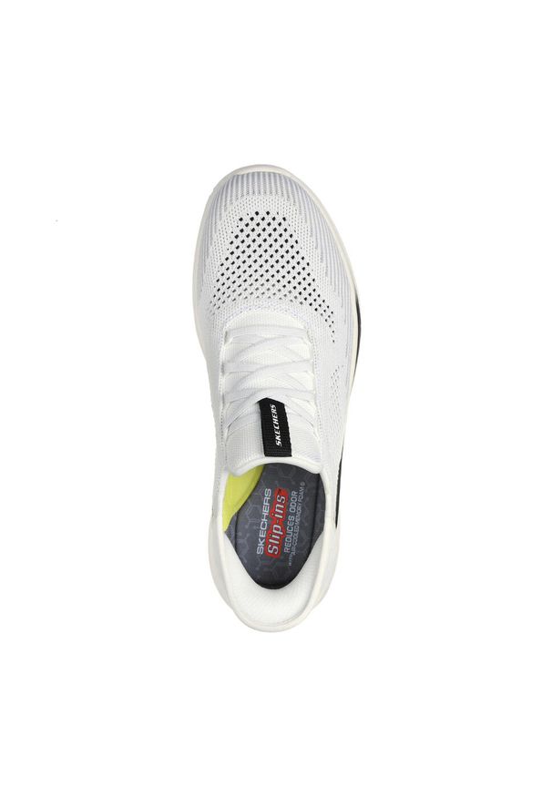 skechers - Buty do chodzenia męskie Skechers 210810WHT. Kolor: biały. Materiał: materiał, tkanina. Szerokość cholewki: normalna. Sport: turystyka piesza