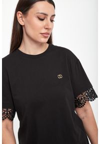 Twinset Milano - T-shirt damski z koronką TWINSET. Materiał: koronka. Wzór: koronka #3