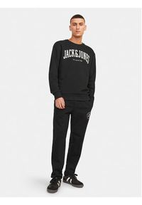 Jack & Jones - Jack&Jones Spodnie dresowe Gordon 12249904 Czarny Regular Fit. Kolor: czarny. Materiał: bawełna #2