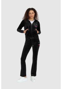 Juicy Couture - JUICY COUTURE Czarna welurowa bluza dresowa damska z haftowanymi wisienkami, Rozmiar L. Kolor: czarny. Materiał: dresówka, welur. Wzór: haft