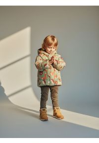 Sinsay - Pikowana kurtka z kapturem z motywem zwierzęcym - zielony. Typ kołnierza: kaptur. Kolor: zielony. Wzór: motyw zwierzęcy #1