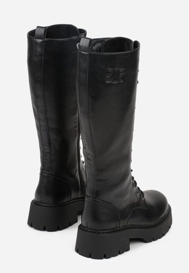 Renee - Czarne Kozaki VICES Typu Workery w Grungowym Stylu Unalira. Okazja: na co dzień. Kolor: czarny. Materiał: satyna, jeans. Szerokość cholewki: normalna. Styl: casual