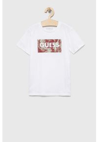 Guess t-shirt bawełniany dziecięcy kolor biały z nadrukiem. Kolor: biały. Materiał: bawełna. Wzór: nadruk #1