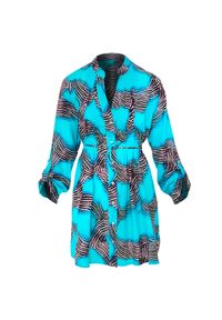 COSEL - Turkusowa sukienka Curacao. Okazja: na imprezę. Kolor: niebieski. Materiał: bawełna. Wzór: aplikacja, motyw zwierzęcy, nadruk. Typ sukienki: koszulowe. Styl: wakacyjny, elegancki. Długość: mini #3