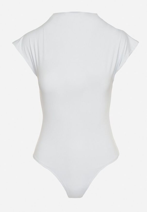 Born2be - Jasnoniebieskie Body o Dopasowanym Kroju ze Stójką Nakkaria. Okazja: na co dzień. Typ kołnierza: kołnierzyk stójkowy. Kolor: niebieski. Materiał: jeans, materiał. Długość rękawa: krótki rękaw. Długość: krótkie. Wzór: gładki. Styl: elegancki, casual