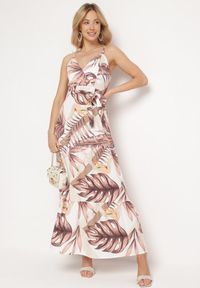 Born2be - Beżowa Sukienka na Ramiączkach z Kopertowym Dekoltem i Motywem Florystycznym Obilena. Okazja: na co dzień. Kolor: beżowy. Materiał: tkanina. Długość rękawa: na ramiączkach. Wzór: kwiaty. Sezon: lato. Typ sukienki: kopertowe. Styl: casual, elegancki #5