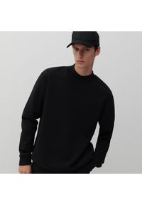 Reserved - Gładka bluza z bawełną - Czarny. Kolor: czarny. Materiał: bawełna. Wzór: gładki