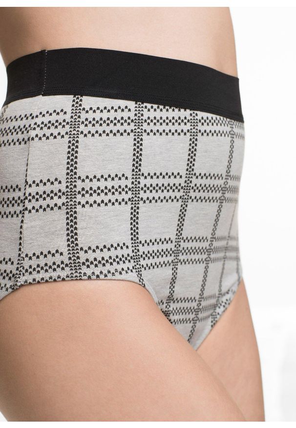 bonprix - Figi z wysoką talią z bawełny organicznej (4 pary). Kolor: czarny. Materiał: bawełna