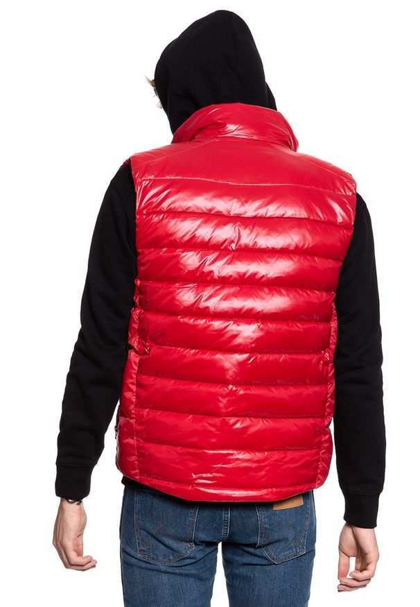 Wrangler - MĘSKI BEZRĘKAWNIK WRANGLER PUFFER VEST RED W4A3XTX47 112129074. Materiał: puch. Długość rękawa: bez rękawów