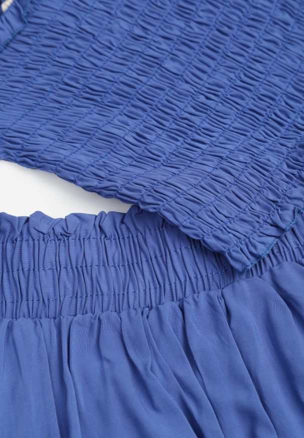 Renee - Niebieski Komplet z Bawełny Elastyczny Top bez Rękawów Szorty z Falbankami i Gumką w Pasie Tessabel. Kolor: niebieski. Materiał: bawełna