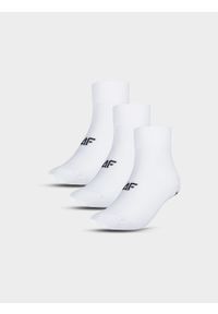 4f - Skarpety casual za kostkę (3-pack) męskie - białe. Kolor: biały. Materiał: materiał, bawełna, włókno, poliamid #1