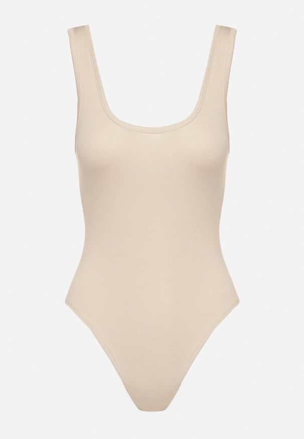 Born2be - Beżowe Body z Wiskozą i Głębokim Dekoltem Rosiriela. Okazja: na co dzień. Kolor: beżowy. Materiał: wiskoza. Styl: klasyczny, casual