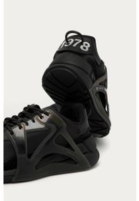 Diesel - Buty. Nosek buta: okrągły. Zapięcie: sznurówki. Kolor: czarny. Materiał: materiał, syntetyk, skóra, guma, zamsz. Szerokość cholewki: normalna #2