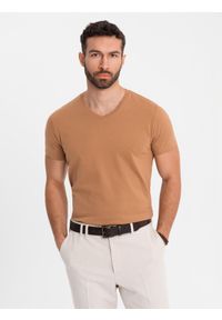 Ombre Clothing - Męska klasyczna bawełniana koszulka z dekoltem w serek BASIC – brązowa V9 - Rozmiar: XXL. Typ kołnierza: dekolt w serek. Kolor: brązowy. Materiał: bawełna. Styl: klasyczny