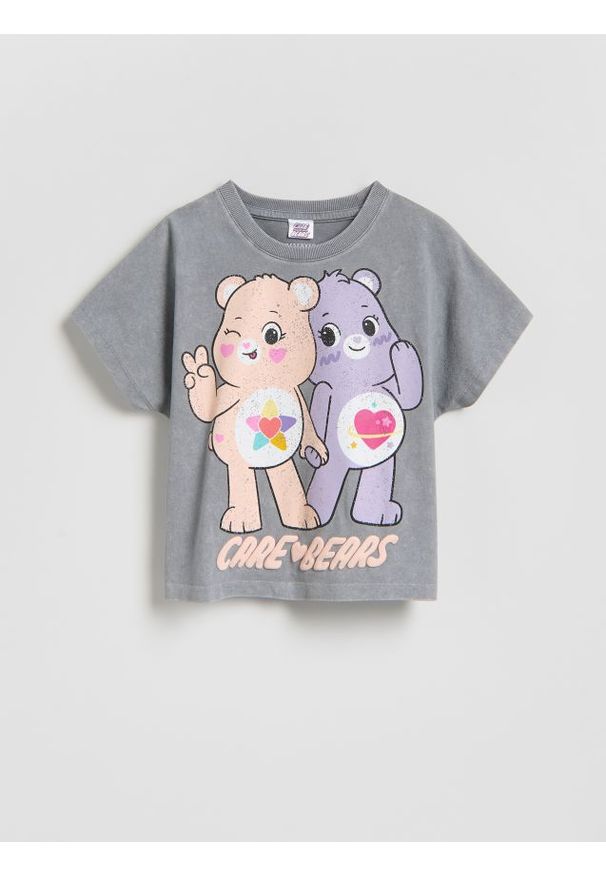 Reserved - T-shirt z nadrukiem Troskliwe Misie - ciemnoszary. Kolor: szary. Materiał: bawełna. Wzór: nadruk