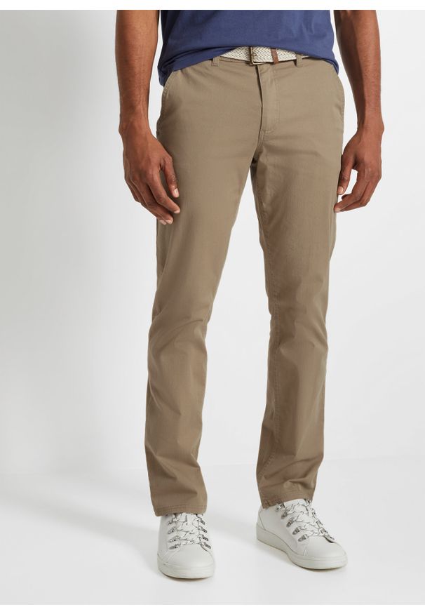 bonprix - Spodnie chino ze stretchem, w wygodnym fasonie z paskiem, Regular Fit Straight. Kolor: beżowy