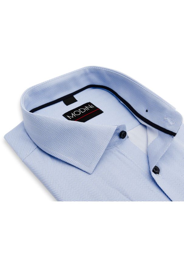 Modini - Błękitna koszula męska w jodełkę Y31. Kolor: niebieski. Materiał: bawełna, poliester, tkanina. Wzór: jodełka