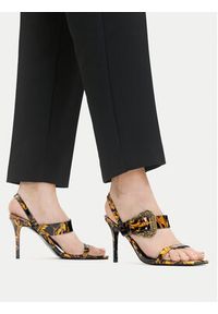 Versace Jeans Couture Sandały 79VA3S71 Czarny. Kolor: czarny. Materiał: skóra #6