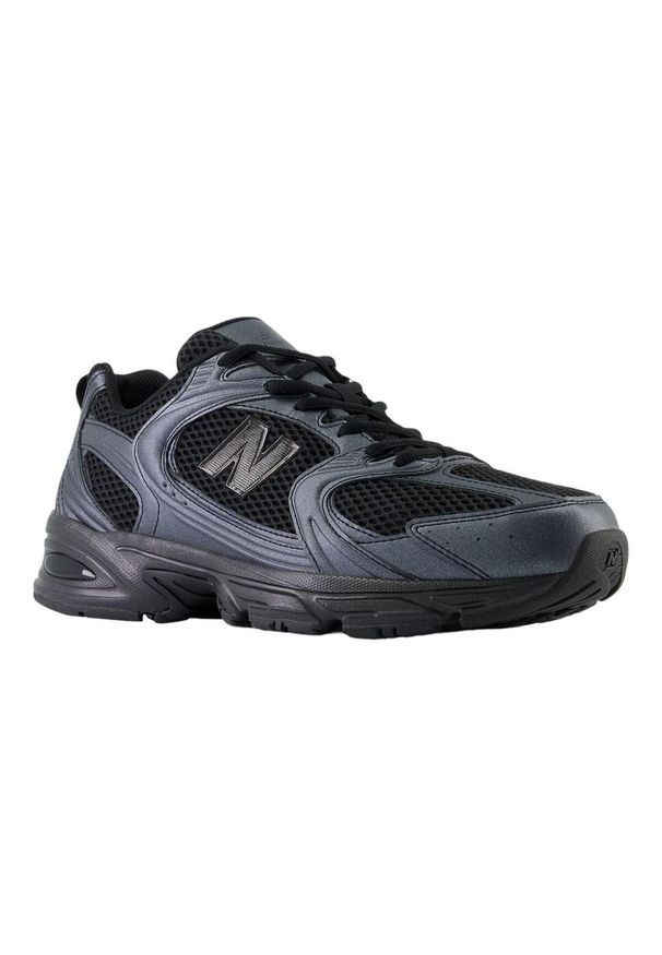 Buty do chodzenia męskie New Balance 530. Kolor: czarny. Materiał: materiał, syntetyk. Szerokość cholewki: normalna. Sport: turystyka piesza